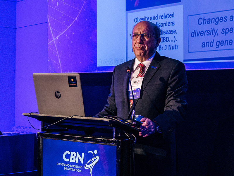 A dieta ideal e suplementações na DII - prevenção e tratamento: Existe?  