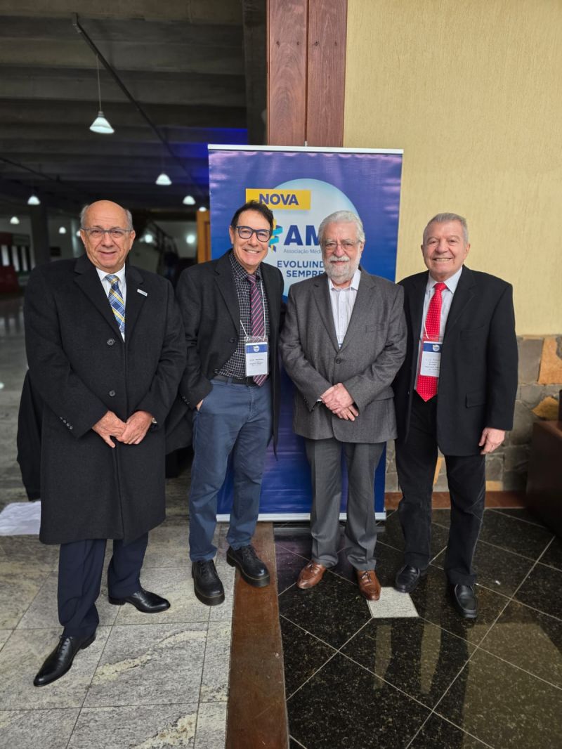 ABRAN MARCA PRESENÇA NA REUNIÃO DO CONSELHO DELIBERATIVO DA AMB