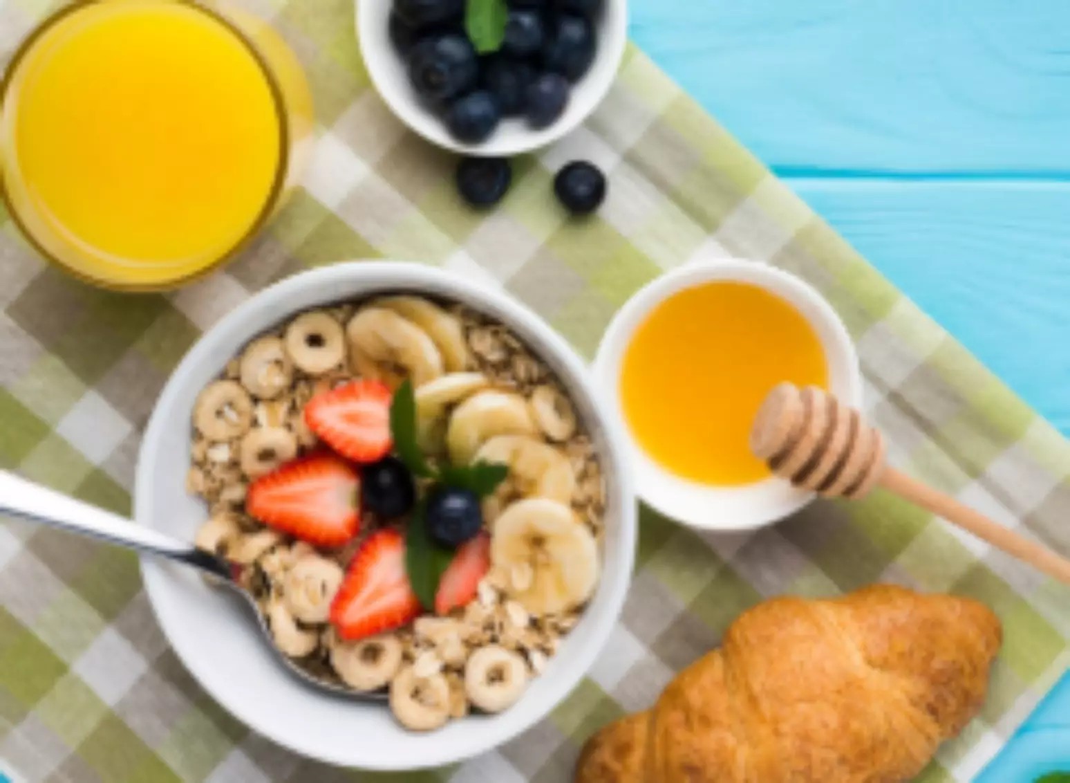 O que não pode faltar no café da manhã para emagrecer sem perder energia  