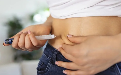 Os melhores e piores alimentos das festas de fim de ano para quem usa Ozempic, Mounjaro e outros medicamentos para obesidade