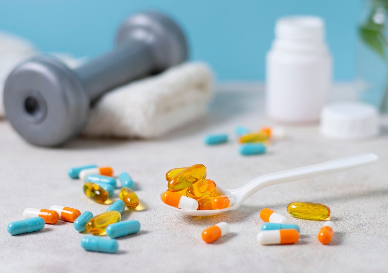 Suplementos para longevidade ganham espaço, mas exigem estratégia individualizada